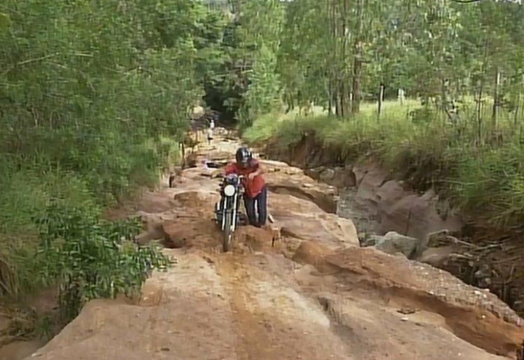 Estradas sem manutenção incomodam moradores do bairro Palmital em Itapeva