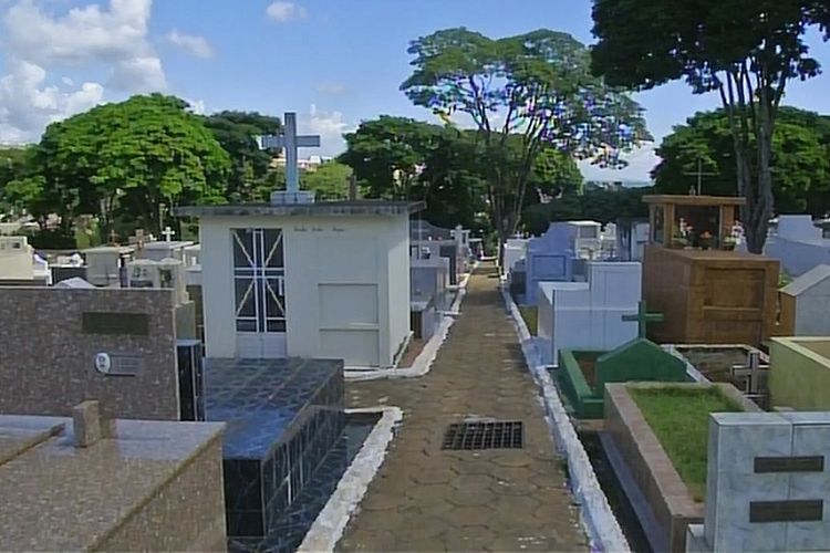 Desapropriação de túmulos de Itararé incomoda moradores