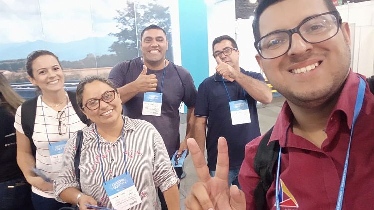 EQUIPE COMERCIAL DO GRUPO CRISTAL DE RÁDIOS PARTICIPA DA FEIRA DO EMPREENDEDOR 2019