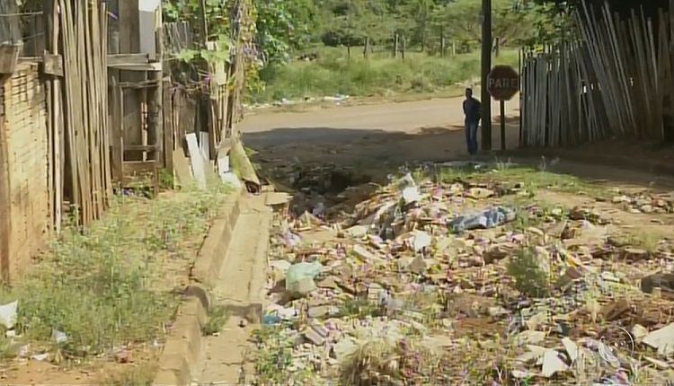 Moradores do Bairro Santa Maria se sentem abandonados pela prefeitura