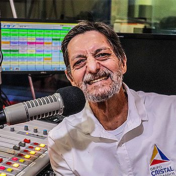 Ao Vivo | FM Cristal | 93,5 MHz - Todo Mundo Curte